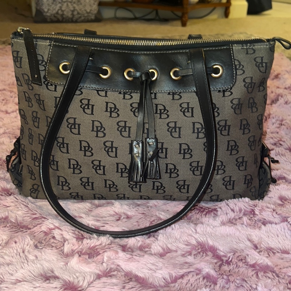 Dooney& Bourke Vintage Bag